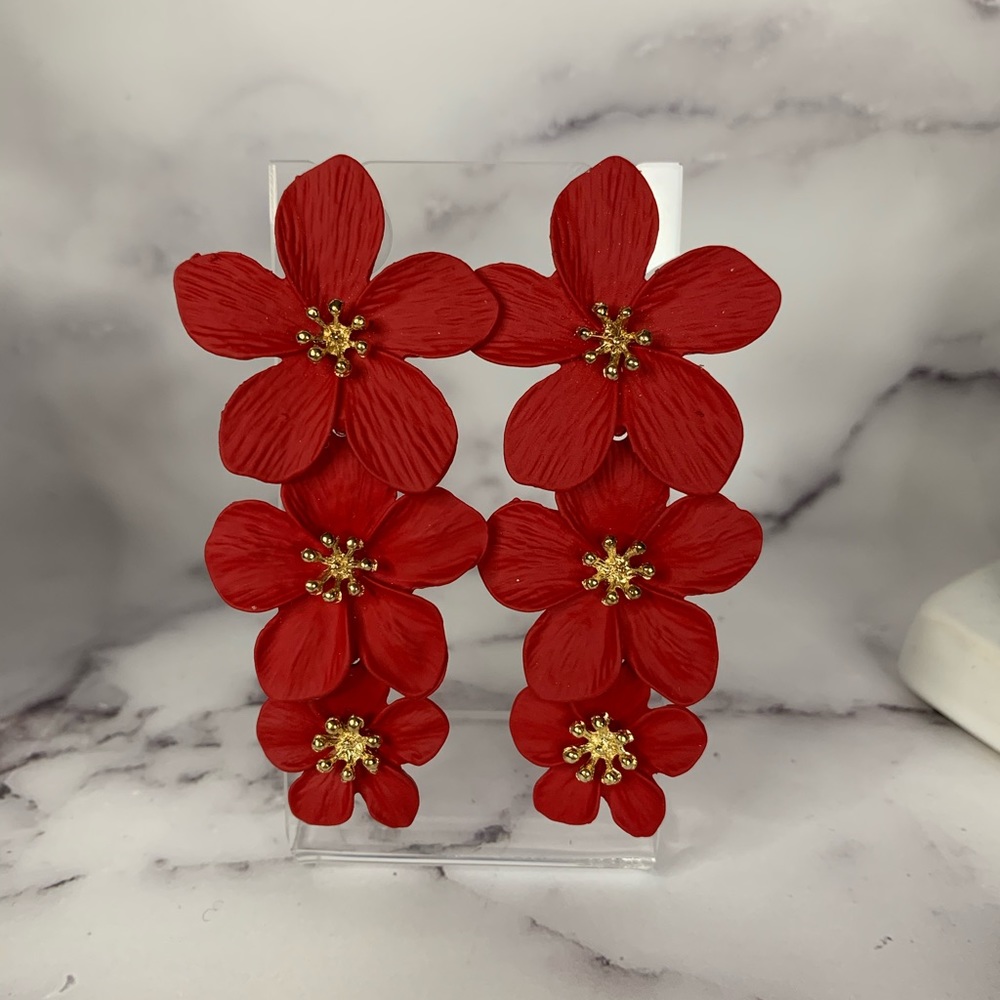 Flower statement earrings - Picture 4 of 4